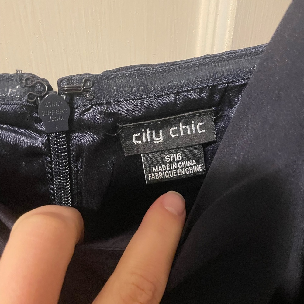 NWT City Chic Navy dress - Picture 3 of 6